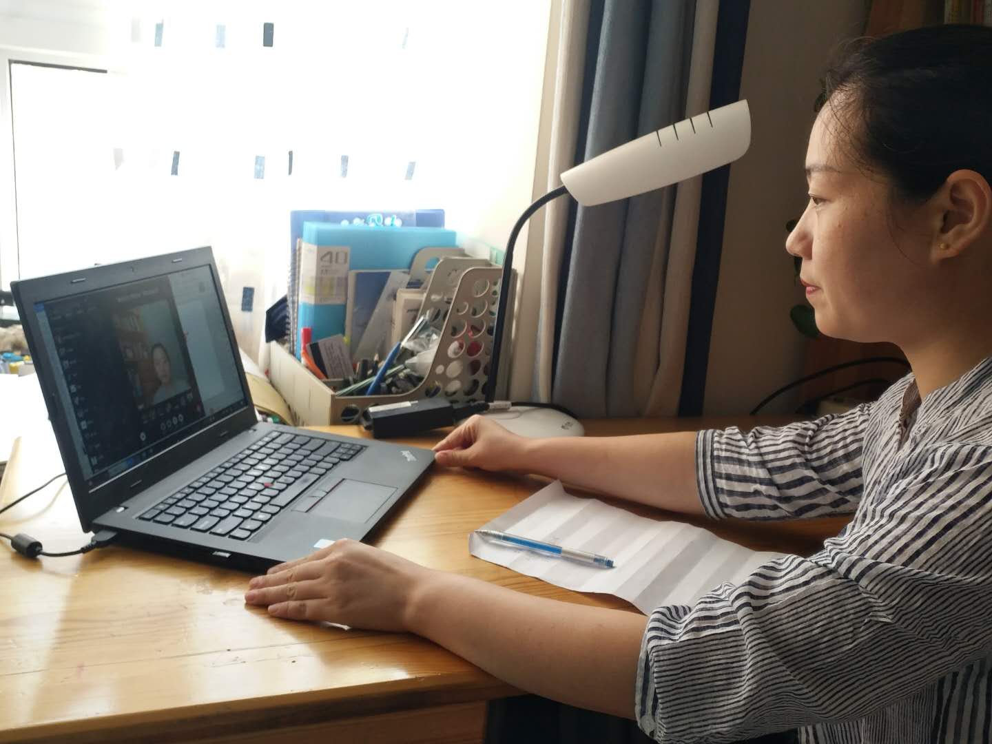分团委书记张彩虹召开主题班会 77779193永利官网